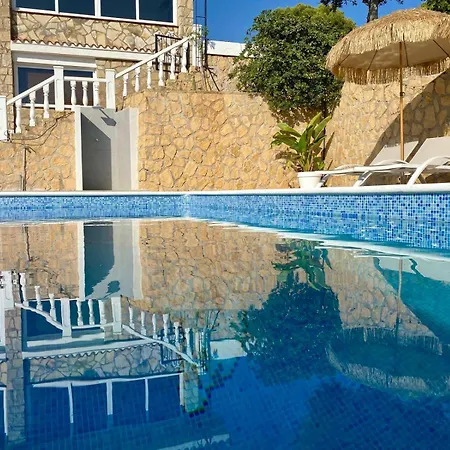 Casa Montebello Panzió Cautivador