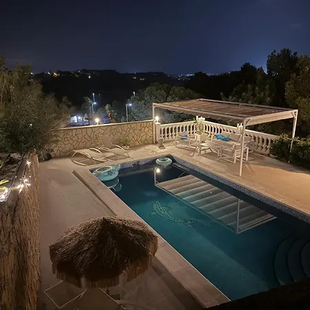 Casa Montebello * Cautivador